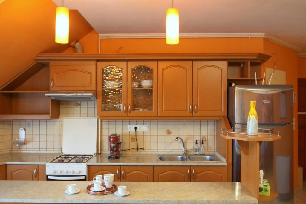 Entire Home Budapest Bagian luar foto